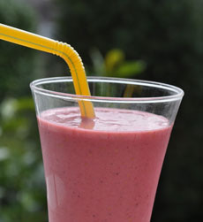 Smoothie banane - framboises - kiwi