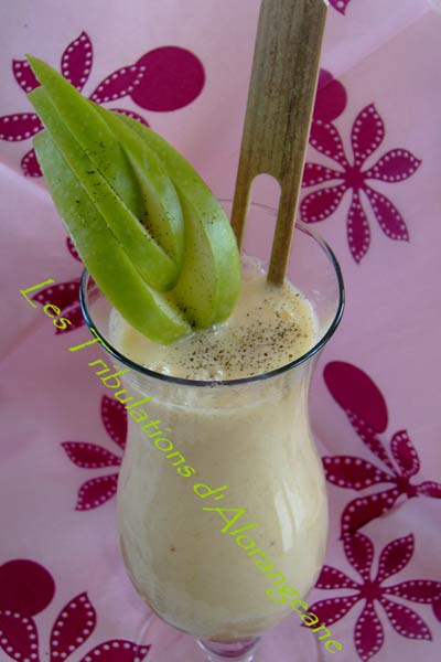 Smoothie ananas, gingembre et pomme verte par Alexandra